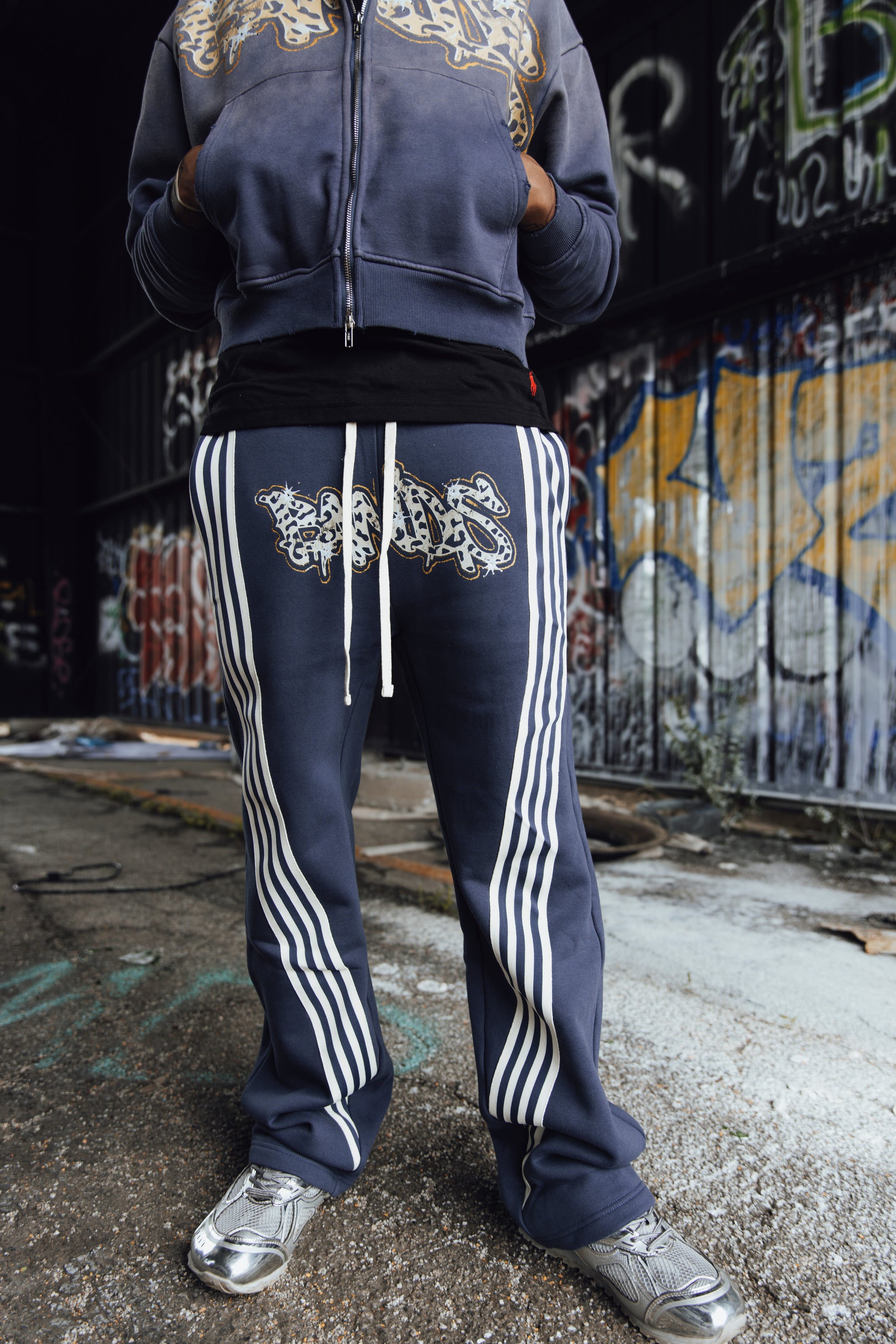 GRAFITTI SWEATPANTS (BLUE)